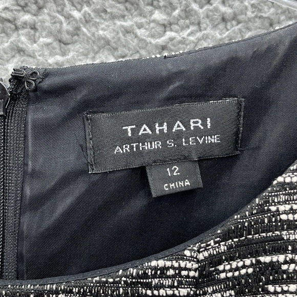 Tahari Black and Gray Textured Dress - Picture 5 of 13